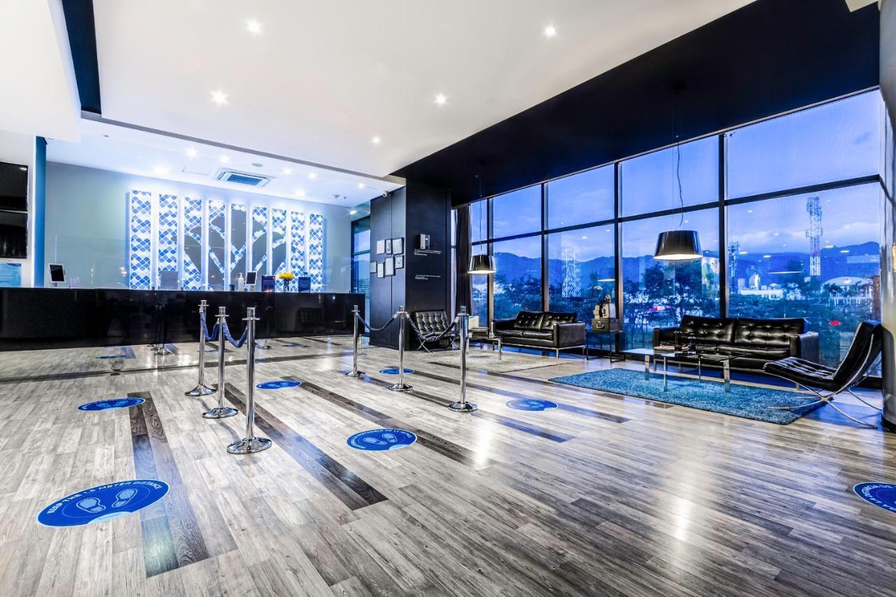 Wyndham Bogota Hotel Ngoại thất bức ảnh Lobby