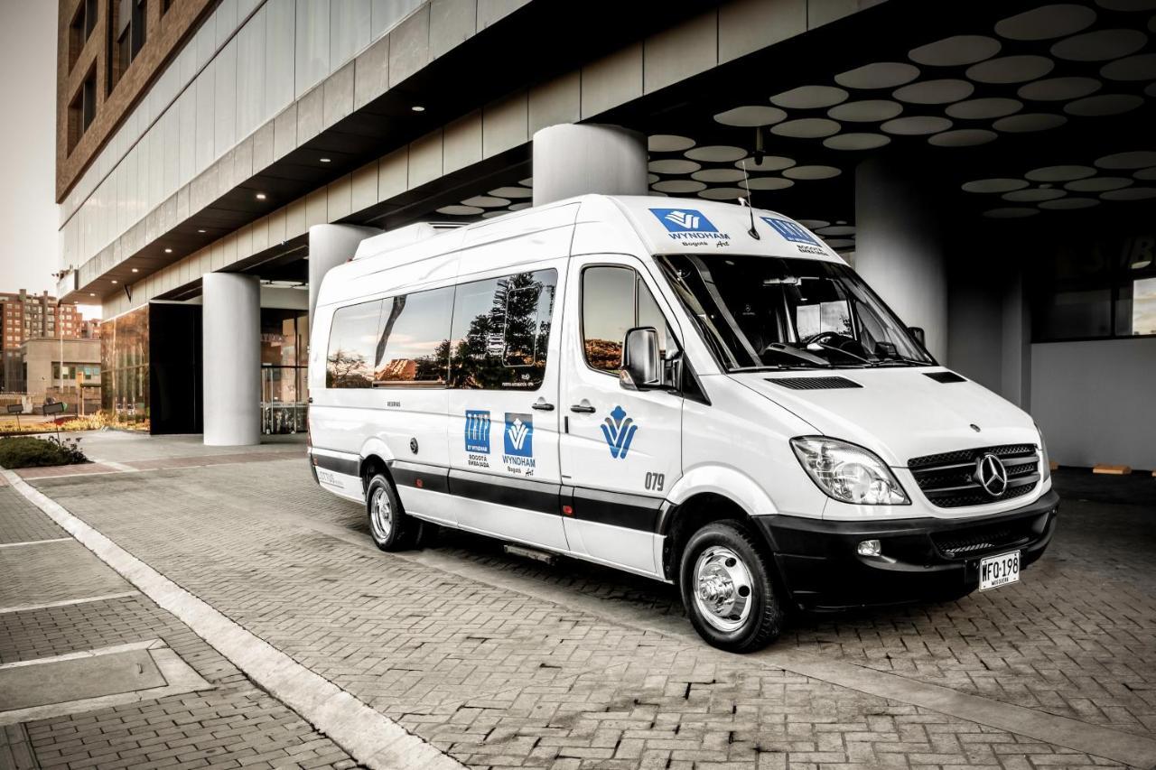 Wyndham Bogota Hotel Ngoại thất bức ảnh Mercedes-Benz Sprinter