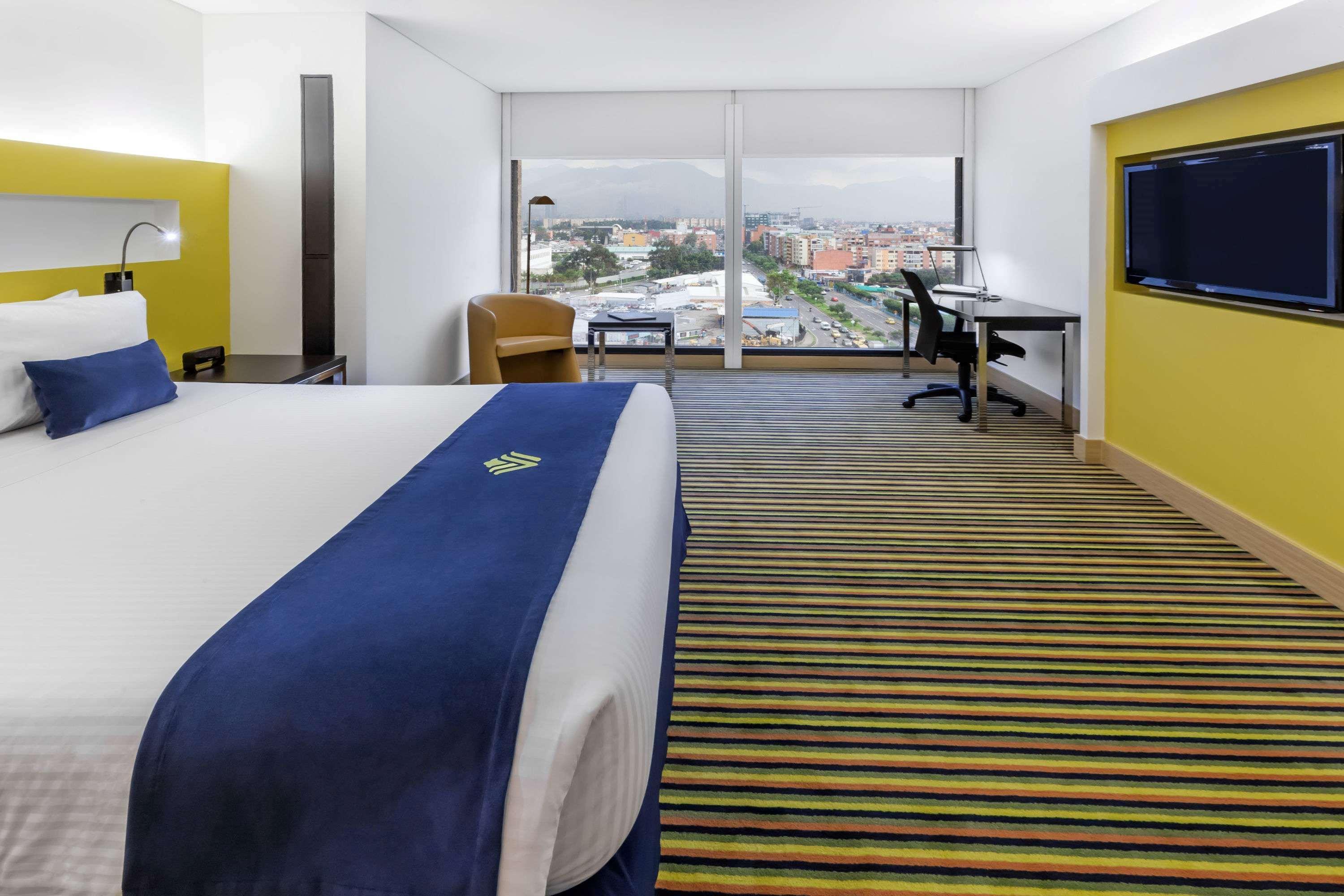 Wyndham Bogota Hotel Ngoại thất bức ảnh A room at the hotel