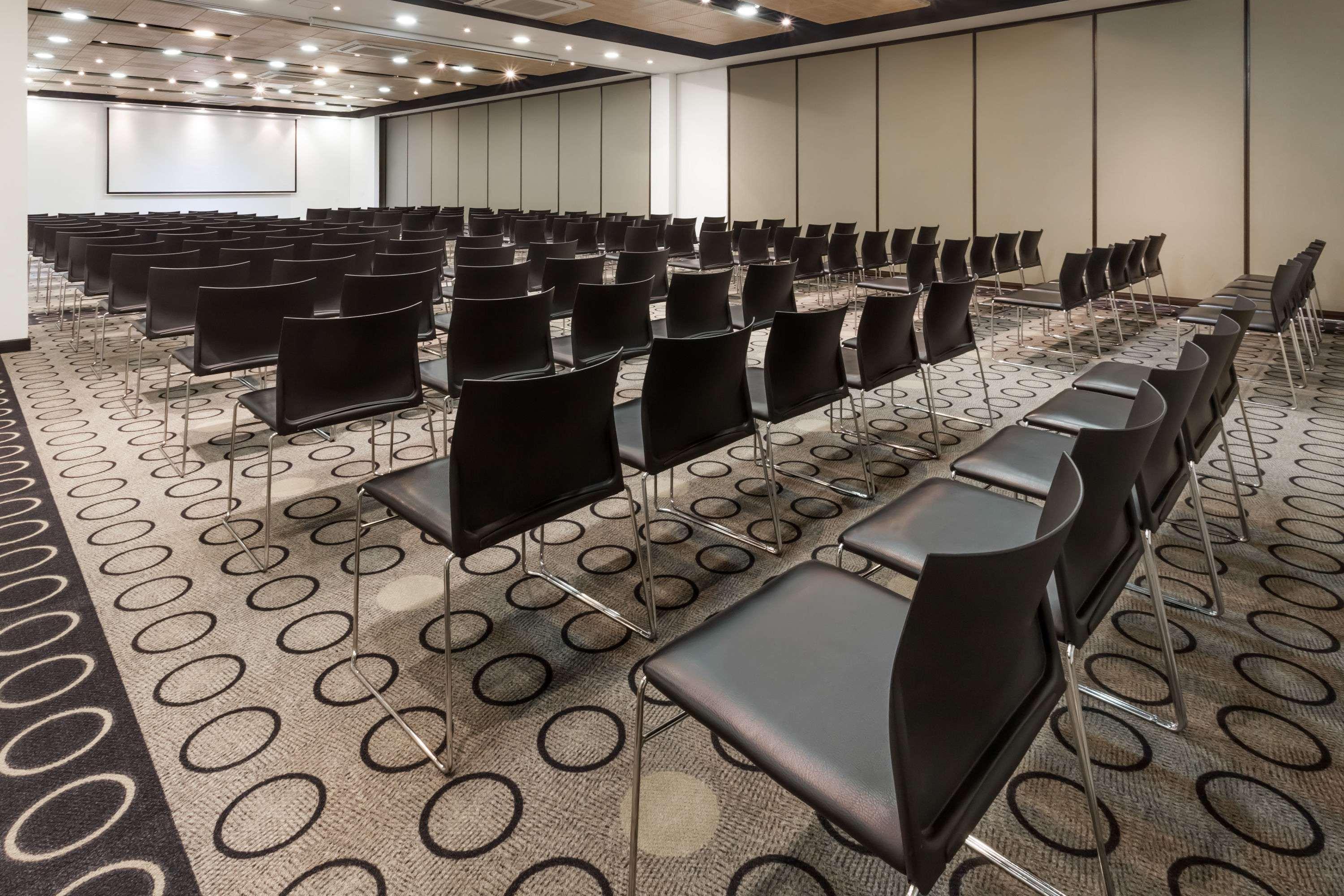 Wyndham Bogota Hotel Ngoại thất bức ảnh Meeting room
