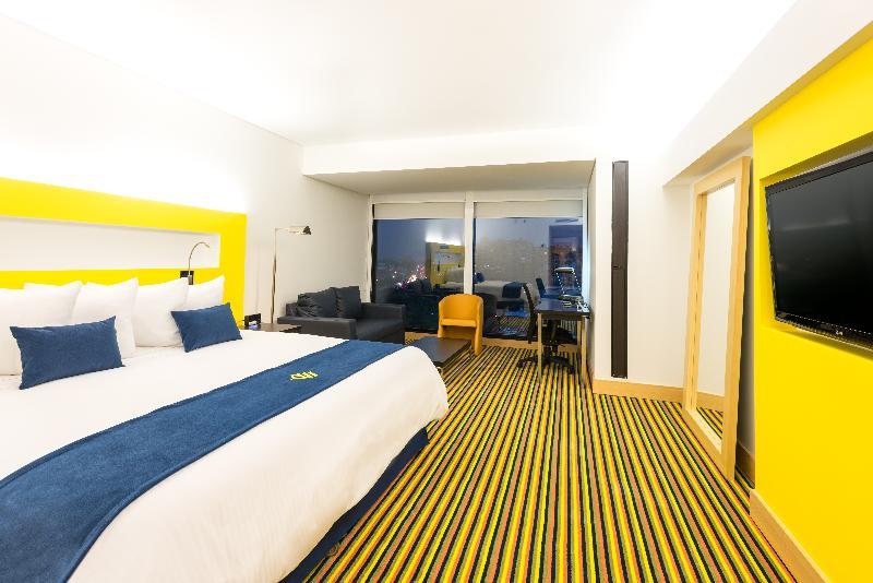 Wyndham Bogota Hotel Ngoại thất bức ảnh A room at the hotel