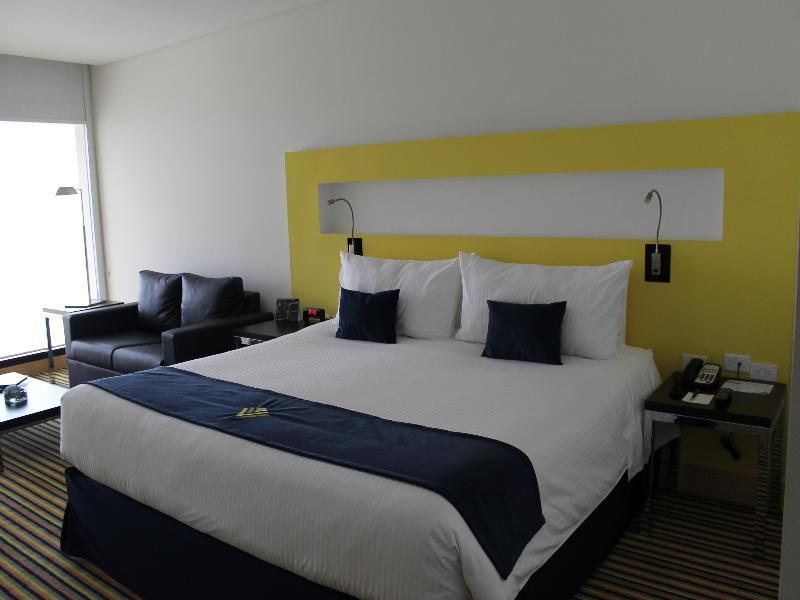 Wyndham Bogota Hotel Ngoại thất bức ảnh A room at the hotel