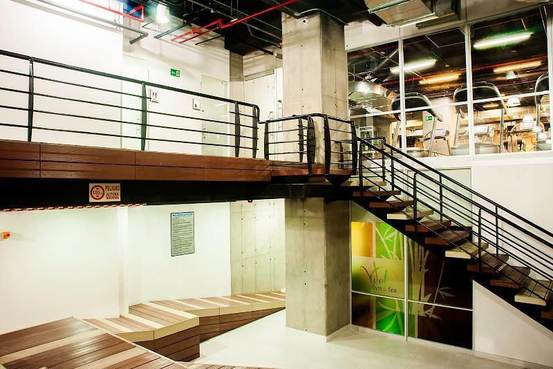 Wyndham Bogota Hotel Ngoại thất bức ảnh Interior of the library
